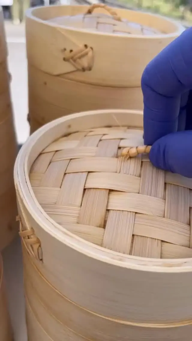 #おせち#オードブル#早割
有ります！
#佐賀牛ローストビーフ
#特製シュウマイ
凄くオススメです♡
ご一緒にいかがでしょうか？？？

ご予約お待ちしております。

#ハングリーボウル
#ハングリーボウル2nd
#ハングリーボウルマーケット